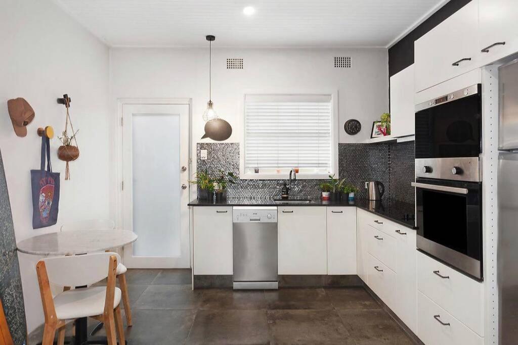 Absolute Beachfront Surf Unit In Terrigal/Wambi Wamberal Exterior foto